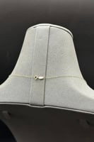 عقد مع فص مربع ذهب تصميم الماس عيار 18 وزن من 0.5...