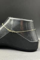 خلخال فراشة ذهب مع صدف ابيض عيار 18 وزن من 0.9 الى...