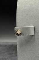 طقم ذهب فان كليف عيار 18 زهرة الحظ وزن من 2.2 إلى...