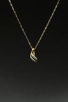 عقد الماس وزن الذهب : 0.83 جرام وزن الألماس : 0.08...