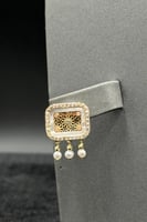 نصف طقم ذهب اشناف مع لؤلؤ عيار 18 وزن 6.5 جرام