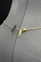 عقد مستطيل ذهب تصميم الماس عيار 18 وزن 6.4 جرام