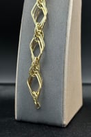 اسوارة ذهب صافي ايطالي عيار 18 وزن من 5.7 الى 5.8...