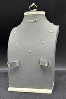 طقم ذهب عيار 18 قطرات الرقي وزن 2.85 جرام