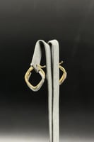 حلق ذهب صافي ايطالي عيار 18 وزن 2.2 جرام