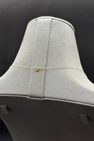 عقد مثلث ذهب تصميم الماس عيار 18 وزن من 0.3 الى 0....