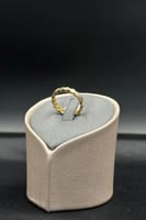 دبلة خلية ذهب تصميم الماس عيار 18 وزن 1.8 الى 1.9...