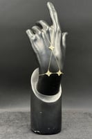 كف زهرة ذهب تصميم الماس عيار 18 وزن من 2.1 الى 2.2...