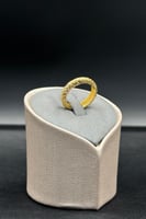 دبلة ذهب صافي عيار 21 وزن من 1.9 الى 2.2 جرام