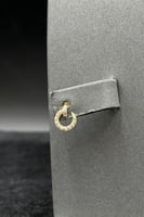 طقم مسمار ذهب تصميم الماس عيار 18 وزن 2.4 جرام