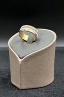 دبلة ذهب تصميم الماس عيار 18 وزن من 5 الى 5.5 جرام