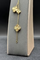 اسوارة وردات ذهب صافي عيار 18 وزن 10.5 جرام