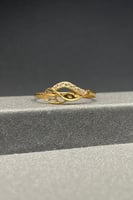 خاتم ذهب تصميم الماس عيار 21 وزن من 0.7 الى 0.8 جر...