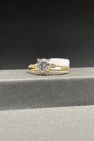 دبلة توينز ذهب تصميم الماس عيار 18 وزن 1.4 جرام