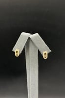 حلق مستطيل ذهب تصميم الماس عيار 18 وزن 0.8 جرام