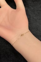 كف نص دائره ذهب مع لؤلؤ عيار 18 وزن من 1.5 الى 1.6...