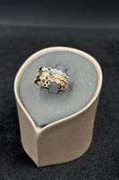 اسوارة مع خاتم خلية ذهب تصميم الماس عيار 18 وزن 17...