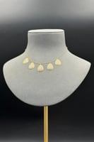 شوكر دمعات ذهب تصميم الماس عيار 18 وزن 8.2 جرام