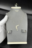 طقم ذهب تصميم الماس عيار 18 وزن 3.1 جرام