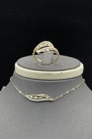 طقم ذهب تصميم الماس عيار 18 وزن 5.9 جرام