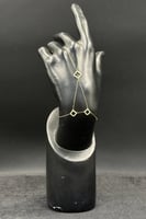 كف وردة ذهب تصميم الماس عيار 18 وزن 0.9 جرام