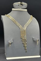 طقم خلية ذهب تصميم الماس عيار 18 وزن 23 جرام