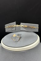 طقم ذهب صافي عيار 21 وزن 2.65 جرام