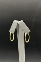 حلق ذهب صافي ايطالي عيار 18 وزن من 2.2 الى 2.3 جرا...