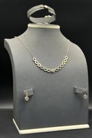 طقم جنزير ذهب تصميم الماس عيار 18 وزن 11.1 جرام