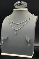 طقم ذهب ابيض تصميم الماس عيار 18 وزن 10 جرام