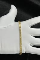 إسوارة ذهب تصميم ألماس عيار 18 فخامة أوريلا وزن 13...