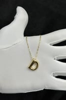 عقد حرف D ذهب صافي ايطالي عيار 18 وزن من 1.2 الى 1...