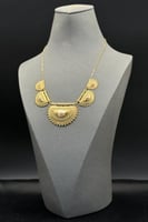 شوكر براشي ذهب بحريني عيار 21 وزن من 8 الى 8.1 جرا...