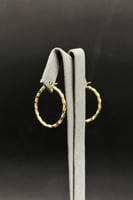 حلق مبروم ذهب صافي ايطالي عيار 18 وزن 1.1 جرام