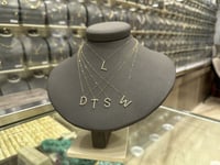 تعاليق الأحرف الإنجليزية الذهب