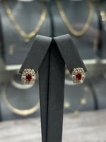 حلق ذهب تصميم الماس بفص ملون