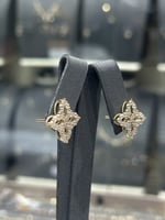 حلق ورده ذهب تصميم الماس