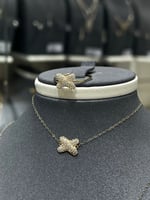 طقم شكل اكس ذهب تصميم الماس