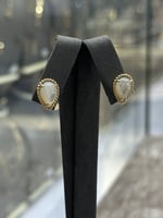 حلق دمعة تصميم الماس