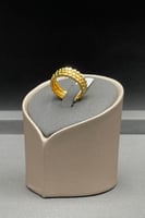 دبلة مرامي ذهب صافي عيار 21 وزن من 2.6 الى 2.8 جرا...