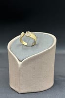 خاتم ذهب تصميم الماس عيار 18 وزن من 2.3 الى 2.4 جر...