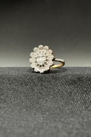 خاتم ذهب مع باقيت تصميم الماس عيار 18 وزن 5.8 جرام