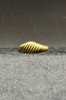 خاتم امواج ذهب صافي عيار 21 وزن من 1.7 الى 1.8 جرا...