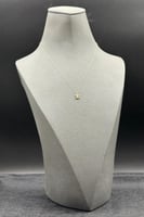 عقد ذهب تصميم الماس عيار 18 وزن 0.3 جرام