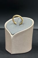 دبلة وردة ذهب تصميم الماس عيار 18 وزن من 2.4 الى 2...