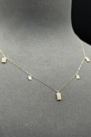 شوكر مستطيل ذهب تصميم الماس عيار 18 وزن من 0.8 الى...