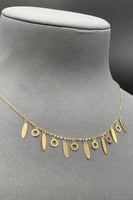 شوكر اوراق شجر مع دائرة ذهب صافي