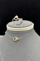 طقم ذهب عيار 18 قطرة الصفاء وزن 3 جرام