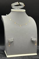 طقم مستطيل ذهب صافي عيار 21 وزن من 1.4 الى 1.5 جرا...