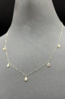 شوكر دمعات مع باقيت تصميم الماس عيار 18 وزن من 0.9...